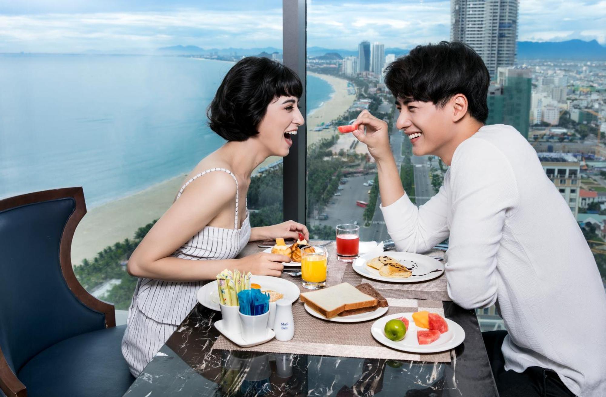 Altara Suites Da Nang By Ahg Esterno foto