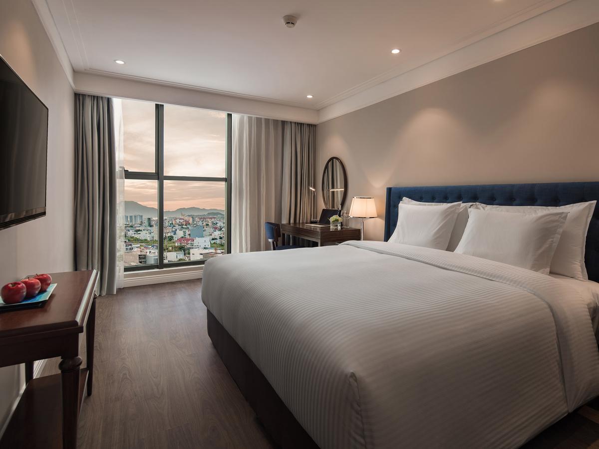 Altara Suites Da Nang By Ahg Esterno foto